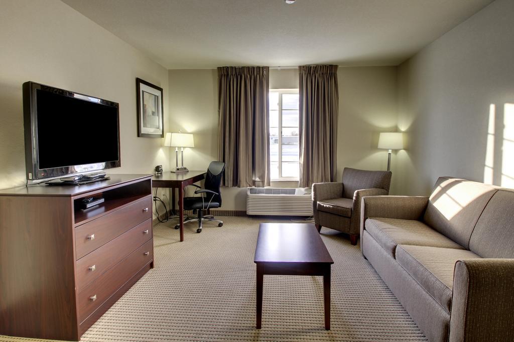 Cobblestone Inn&Suites - Linton Extérieur photo