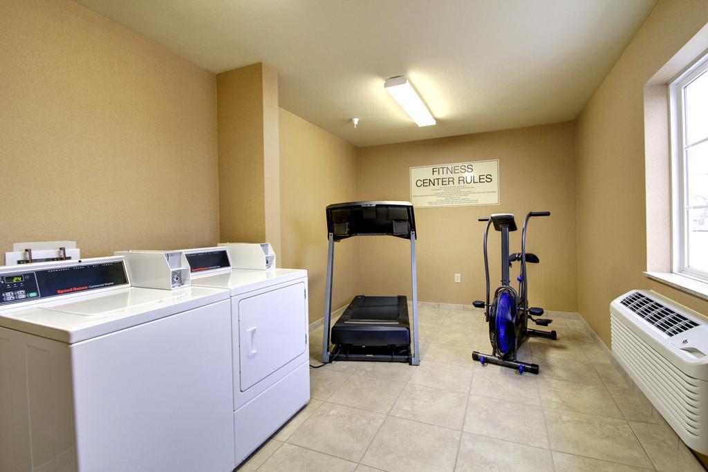 Cobblestone Inn&Suites - Linton Extérieur photo