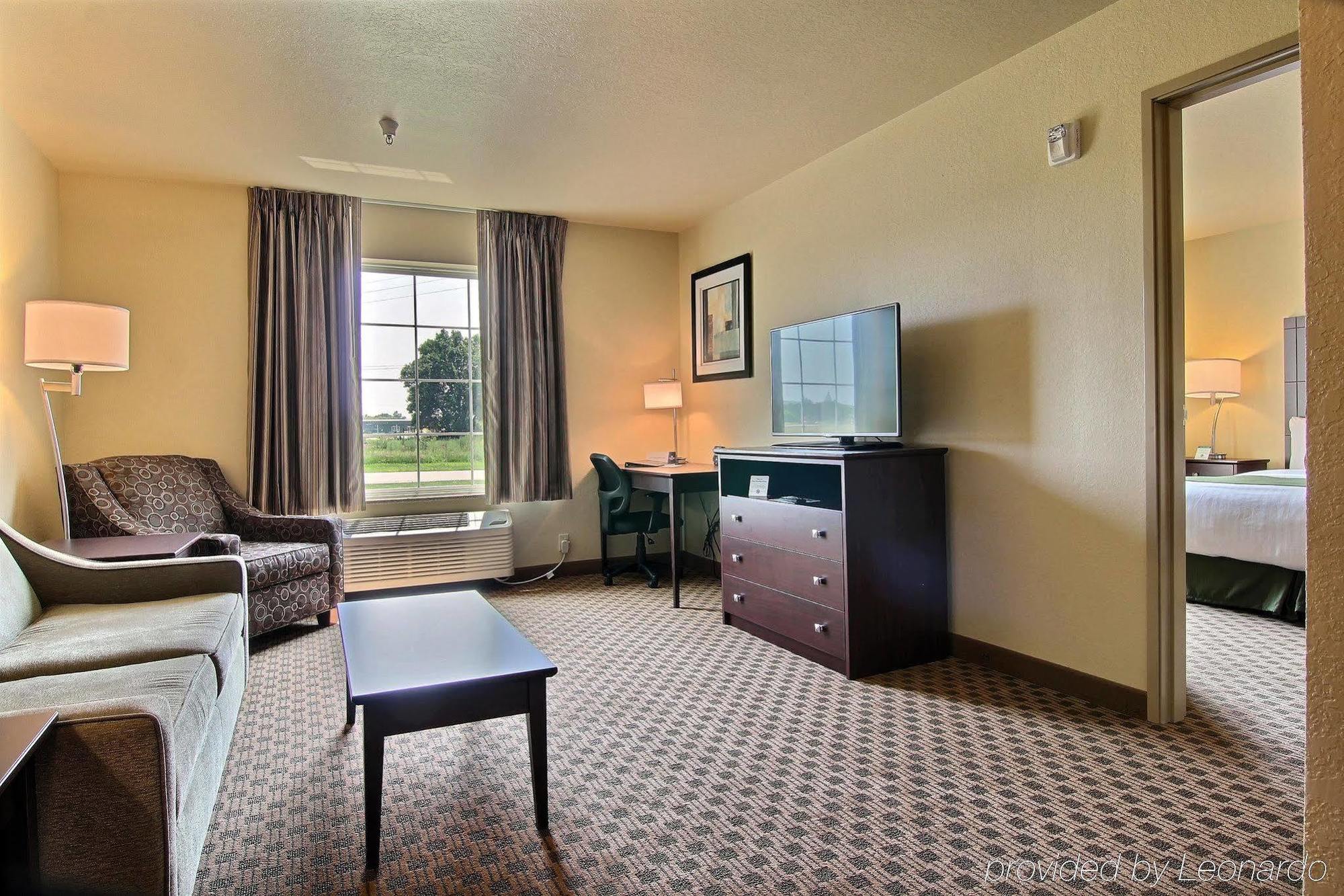 Cobblestone Inn&Suites - Linton Extérieur photo